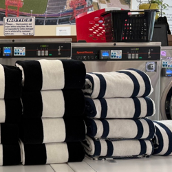 Lavar, Secar Y Doblar Dentro De Un Radio De 2 Milla