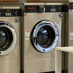 Lavar, Secar Y Doblar Dentro De Un Radio De 5 Milla